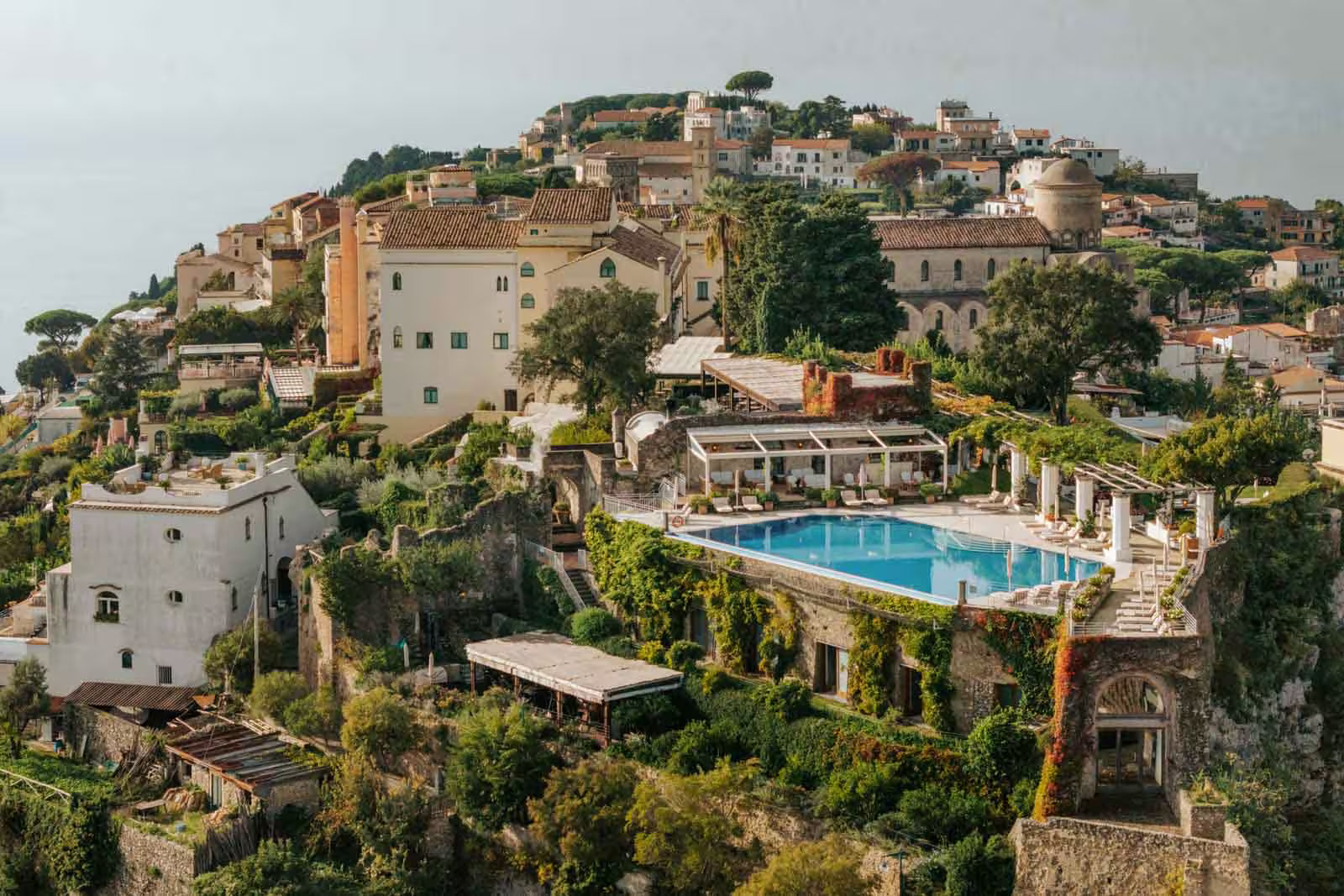 DESIGNED EXCLUSIVELY FOR BELMOND