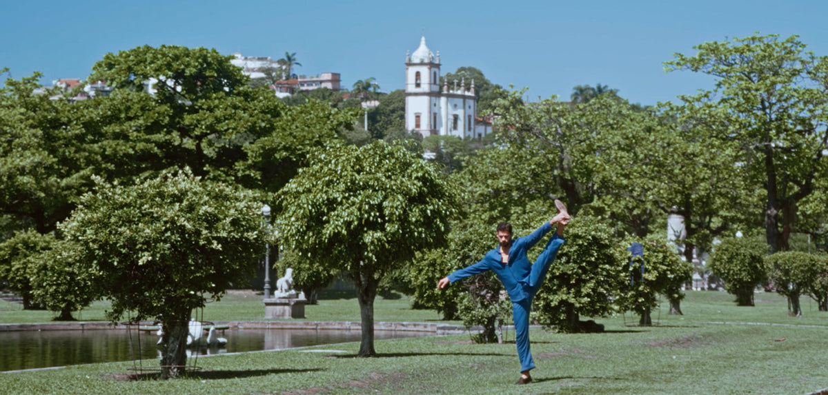 MOVE FREELY WITH THIAGO SOARES