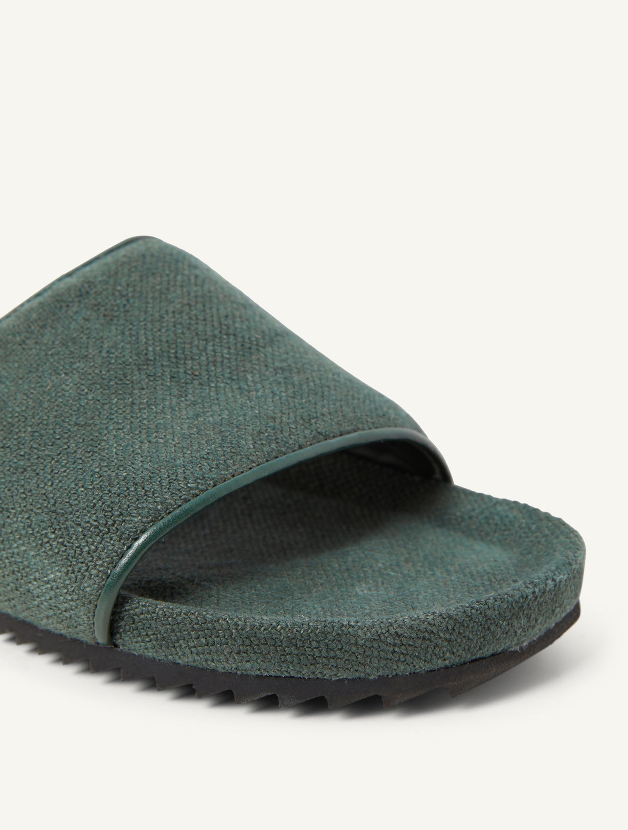 RENATO LINEN SLIDERS