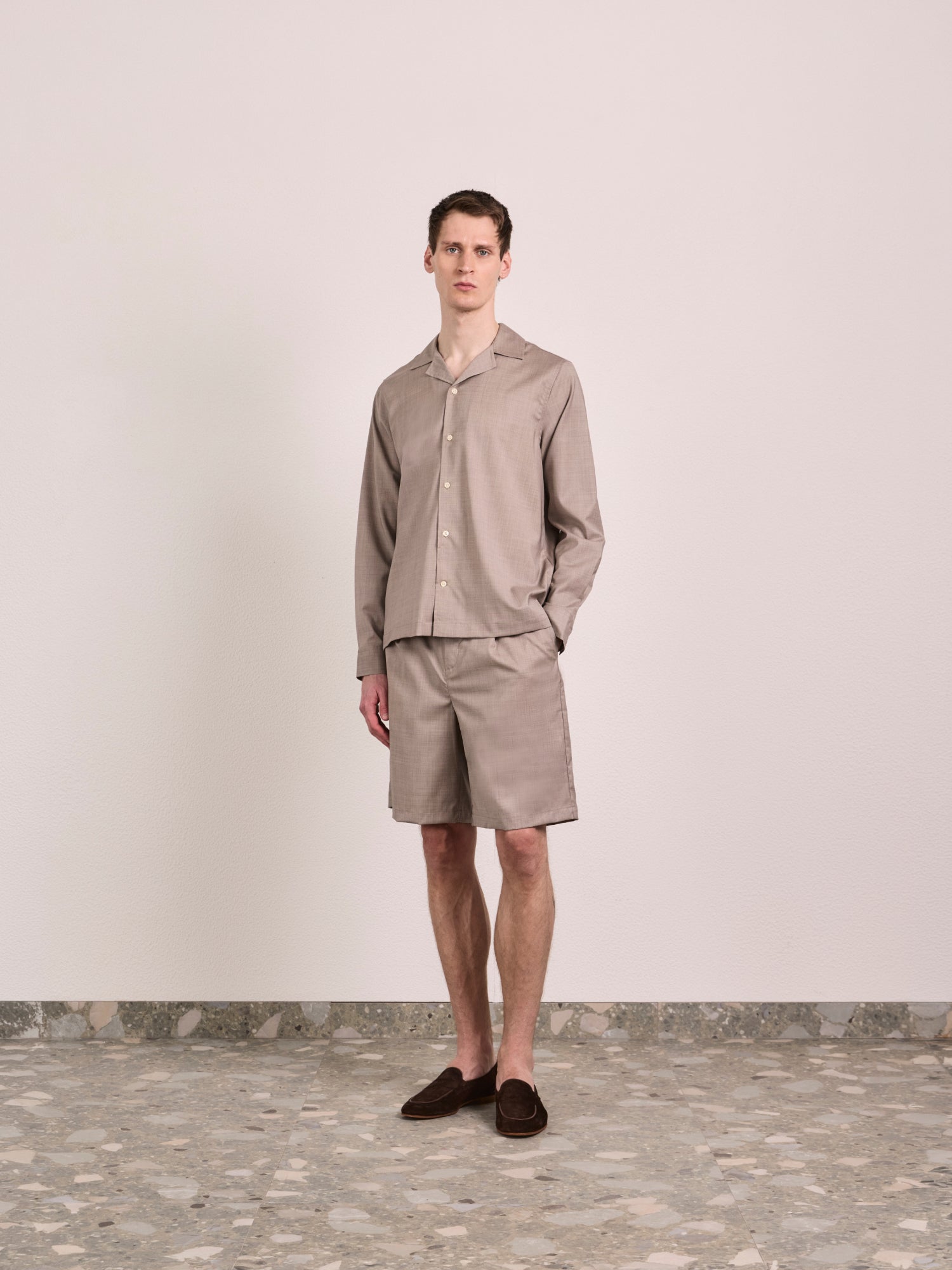 SERENO TROPICAL WOOL SHORTS