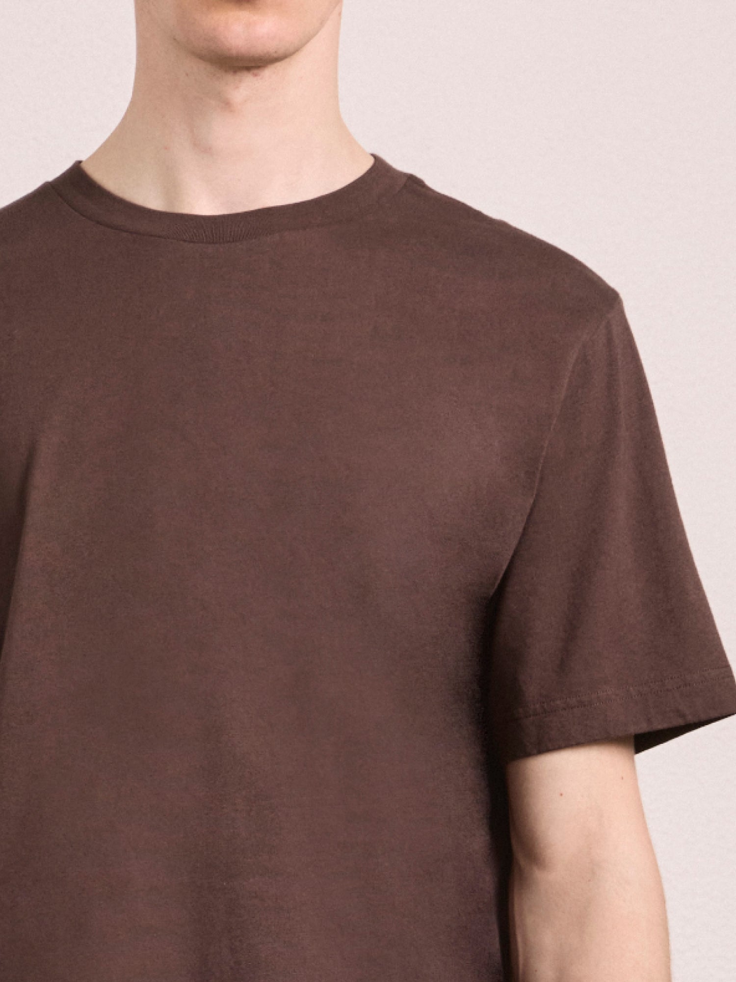 DINIS EMBROIDERED T-SHIRT