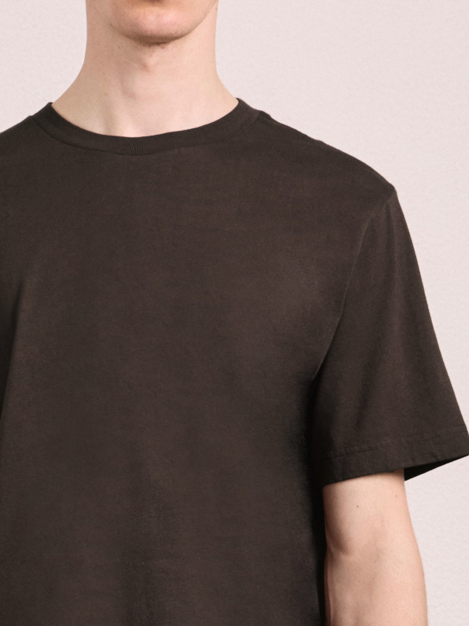 DINIS EMBROIDERED T-SHIRT