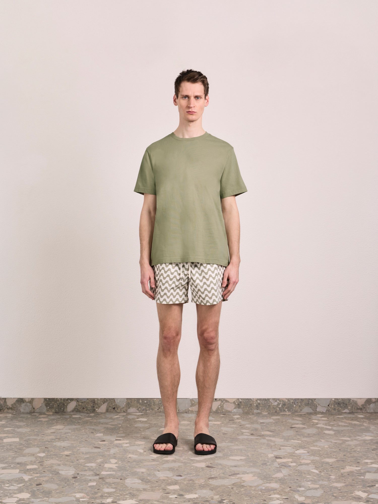 DINIS EMBROIDERED T-SHIRT