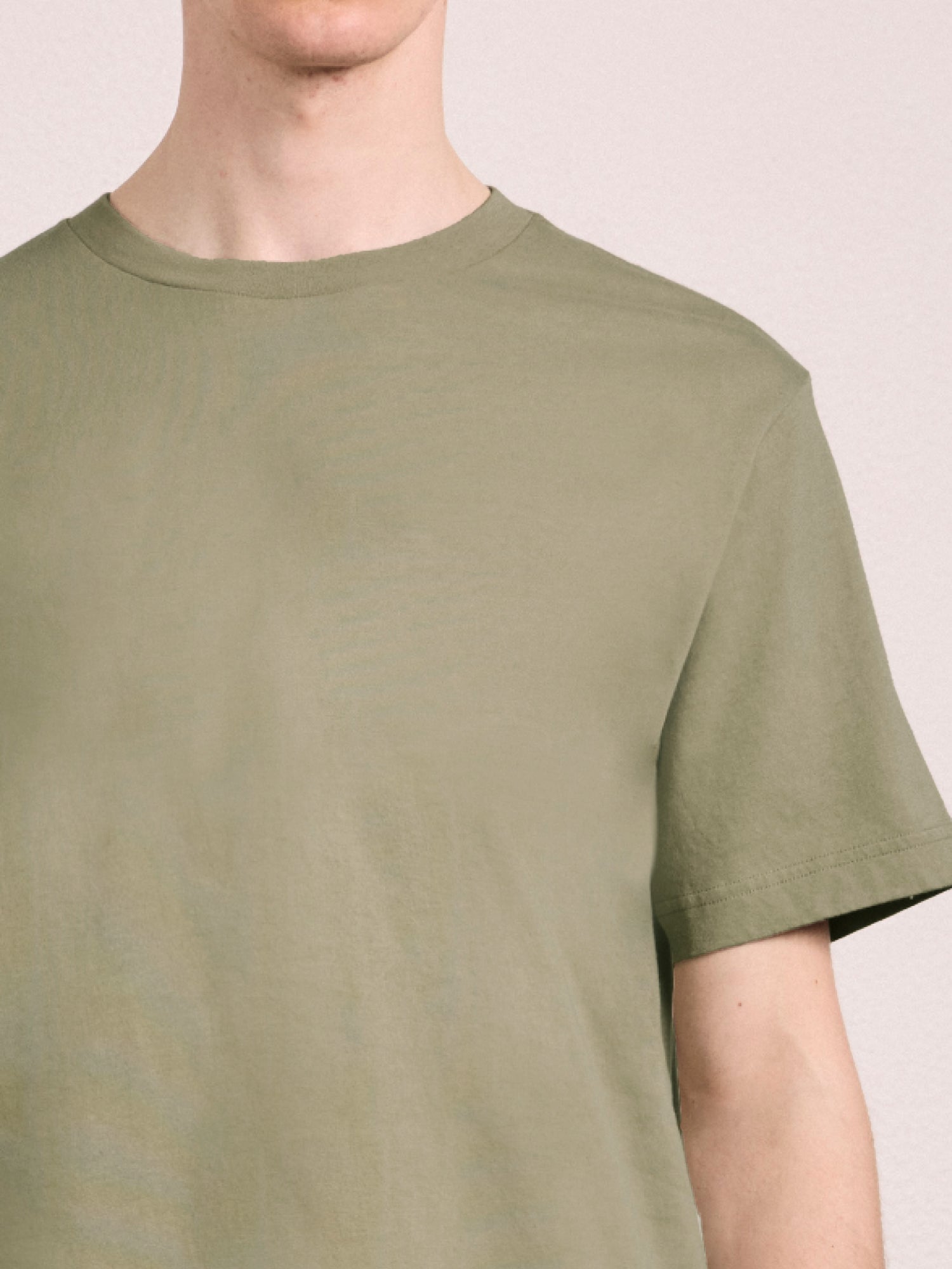 DINIS EMBROIDERED T-SHIRT
